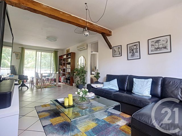 Appartement T5 à vendre - 5 pièces - 94.99 m2 - MARSEILLE - 13013 - PROVENCE-ALPES-COTE-D-AZUR - Century 21 Immo-Conseil Appartement T5 à vendre - 5 pièces - 94.99 m2 - MARSEILLE - 13013 - PROVENCE-ALPES-COTE-D-AZUR - Century 21 Immo-Conseil