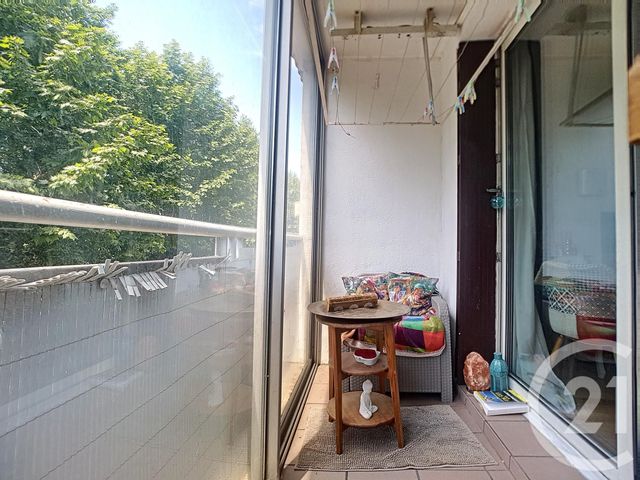 Appartement T5 à vendre - 5 pièces - 94.99 m2 - MARSEILLE - 13013 - PROVENCE-ALPES-COTE-D-AZUR - Century 21 Immo-Conseil Appartement T5 à vendre - 5 pièces - 94.99 m2 - MARSEILLE - 13013 - PROVENCE-ALPES-COTE-D-AZUR - Century 21 Immo-Conseil