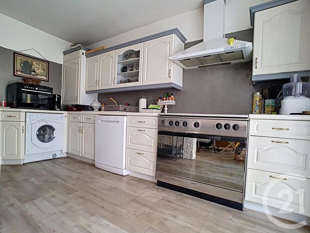 Afficher la photo en grand Appartement F3 à vendre - 3 pièces - 60.76 m2 - MARSEILLE - 13013 - PROVENCE-ALPES-COTE-D-AZUR - Century 21 Immo-Conseil
