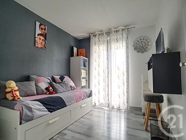 Afficher la photo en grand Appartement T3 à vendre - 3 pièces - 62.64 m2 - MARSEILLE - 13014 - PROVENCE-ALPES-COTE-D-AZUR - Century 21 Immo-Conseil