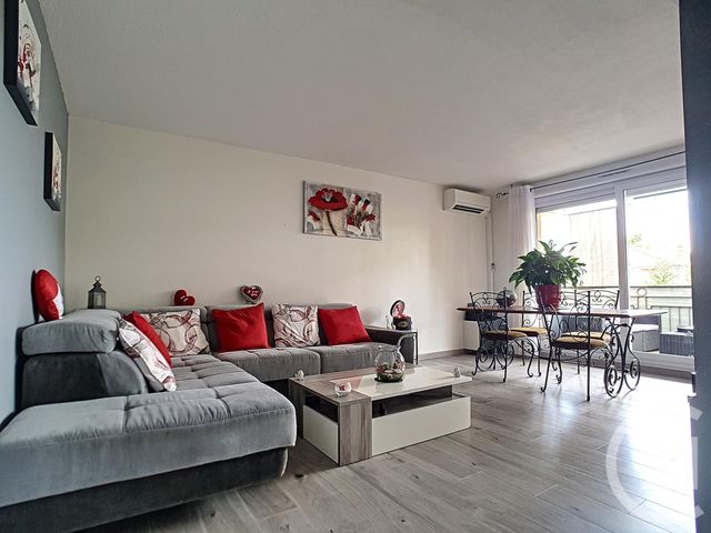 Afficher la photo en grand Appartement T3 à vendre - 3 pièces - 62.64 m2 - MARSEILLE - 13014 - PROVENCE-ALPES-COTE-D-AZUR - Century 21 Immo-Conseil