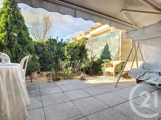 Afficher la photo en grand Appartement F3 à vendre - 3 pièces - 64.3 m2 - MARSEILLE - 13013 - PROVENCE-ALPES-COTE-D-AZUR - Century 21 Immo-Conseil