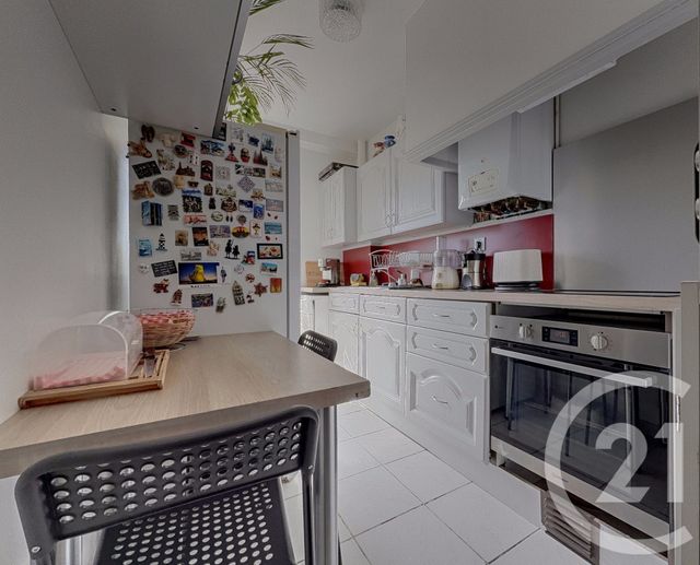 Appartement T4 à vendre - 4 pièces - 77.5 m2 - MARSEILLE - 13013 - PROVENCE-ALPES-COTE-D-AZUR - Century 21 Immo-Conseil