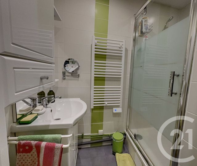 Appartement T4 à vendre - 4 pièces - 77.5 m2 - MARSEILLE - 13013 - PROVENCE-ALPES-COTE-D-AZUR - Century 21 Immo-Conseil