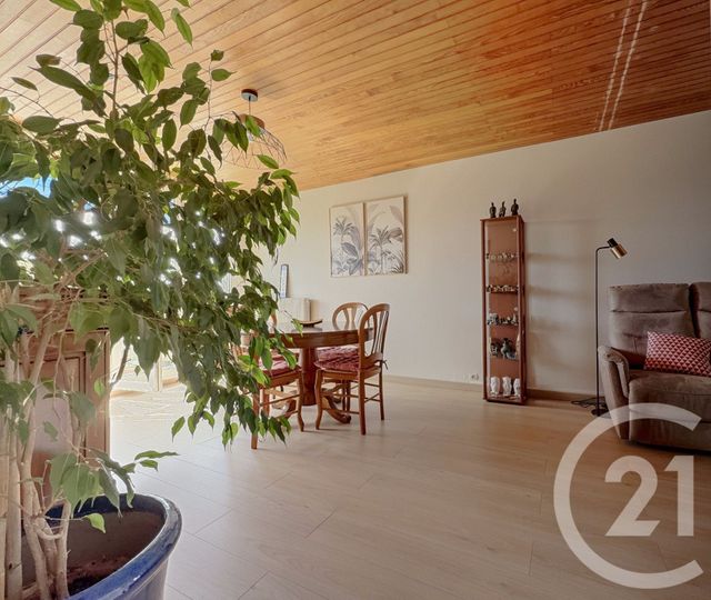 Appartement T4 à vendre - 4 pièces - 77.5 m2 - MARSEILLE - 13013 - PROVENCE-ALPES-COTE-D-AZUR - Century 21 Immo-Conseil