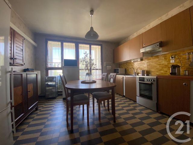 Appartement F5 à vendre - 5 pièces - 93.82 m2 - ALLAUCH - 13 - PROVENCE-ALPES-COTE-D-AZUR - Century 21 Immo-Conseil