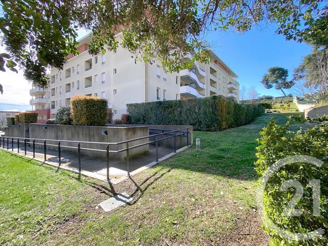 Appartement F3 à vendre - 3 pièces - 65.2 m2 - MARSEILLE - 13013 - PROVENCE-ALPES-COTE-D-AZUR - Century 21 Immo-Conseil