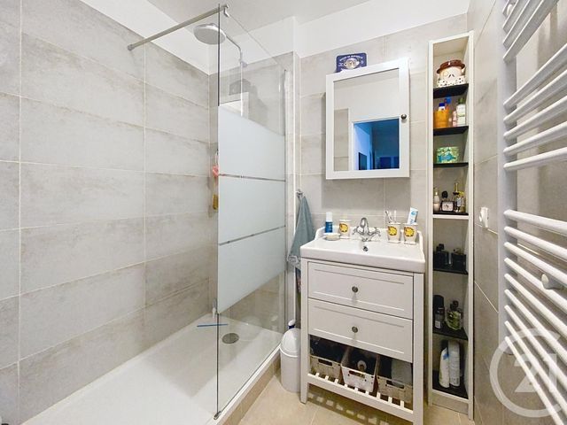 Appartement F3 à vendre - 3 pièces - 65.2 m2 - MARSEILLE - 13013 - PROVENCE-ALPES-COTE-D-AZUR - Century 21 Immo-Conseil