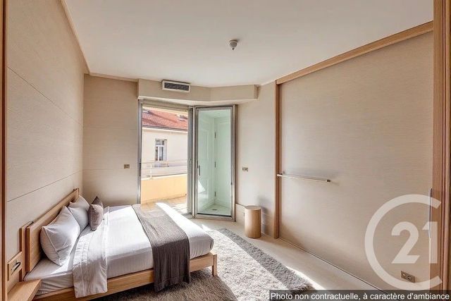 Afficher la photo en grand Appartement T3 à vendre - 3 pièces - 64.69 m2 - MARSEILLE - 13005 - PROVENCE-ALPES-COTE-D-AZUR - Century 21 Immo-Conseil